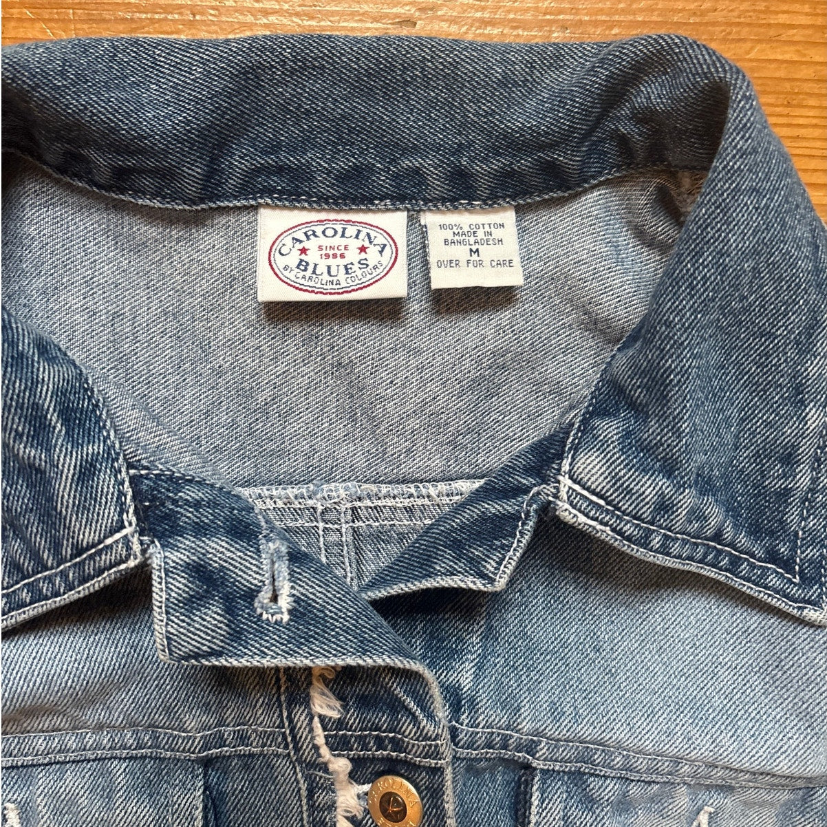Carolina Blues medium wash raw hem western denim jean jacket SIZE M