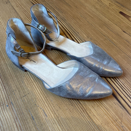Paul Green Willa metallic beige pointed toe ankle strap flats SIZE 8