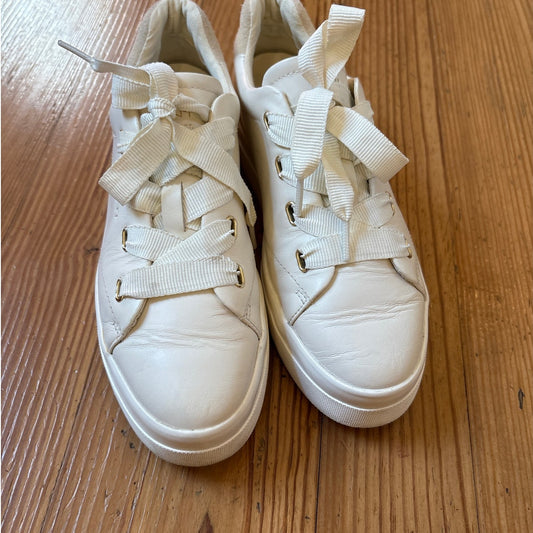 Gant Avona ivory white leather ribbon lace low top sneakers SIZE 7.5