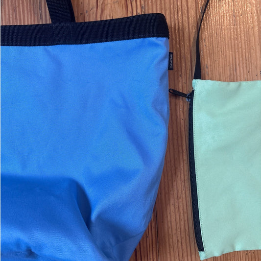 L.L.Bean light blue green reversible canvas beach tote bag with wallet