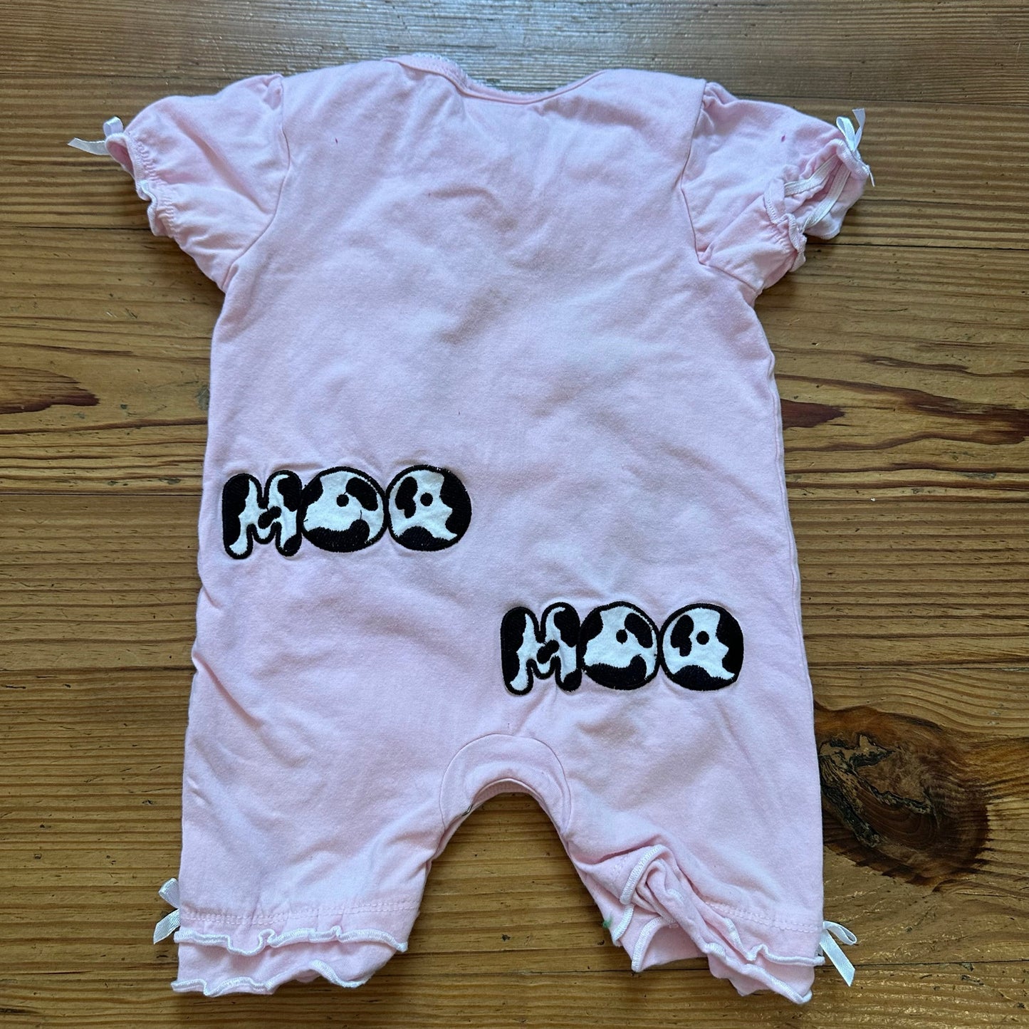 Love Being Me pink cow embroidered ruffle shirt sleeve romper SIZE 12M