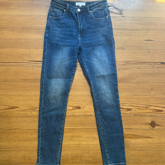 Risen dark wash high rise ankle slim womens jeans SIZE 28