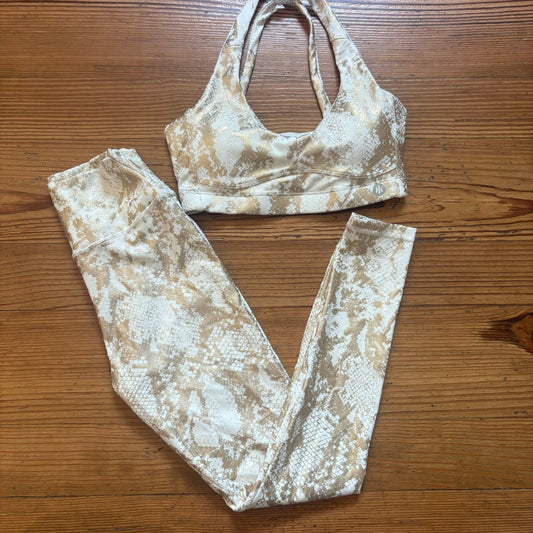 Astoria Carbon38 activewear white gold pant sports bra set SIZE S