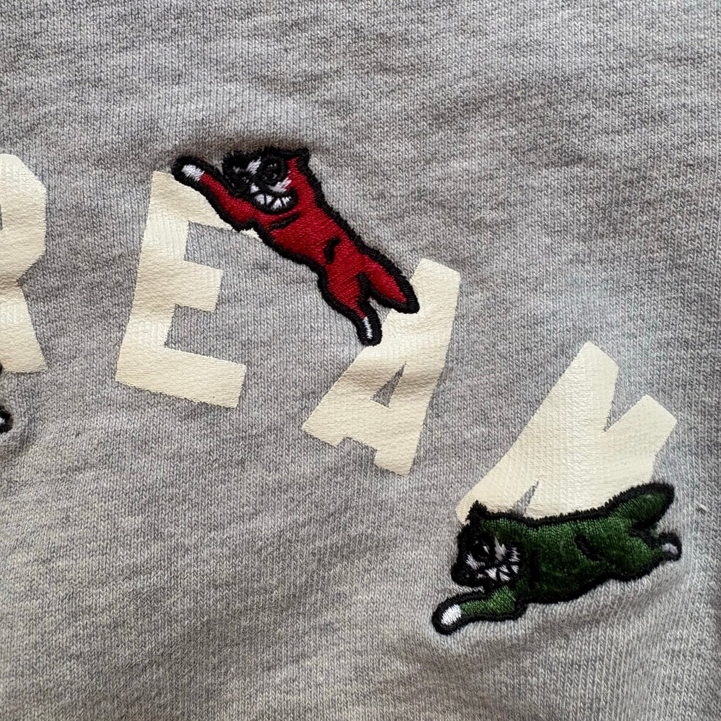 Kids Kennel light gray ice cream dog embroidered crew sweatshirt SIZE 2T