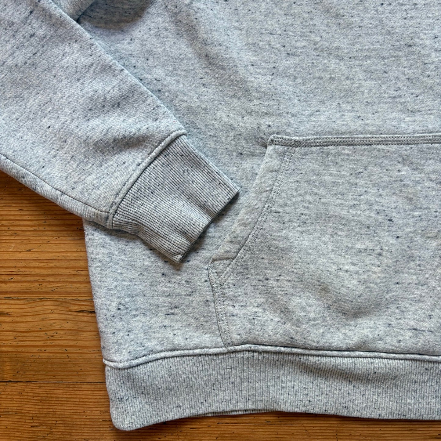 Carhartt light gray dark green logo kids sweatshirt hoodie SIZE XL