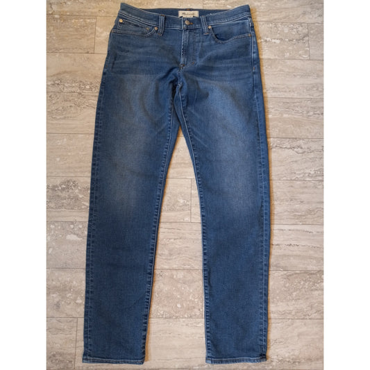 Madewell medium wash athletic slim mens jeans SIZE 32X34