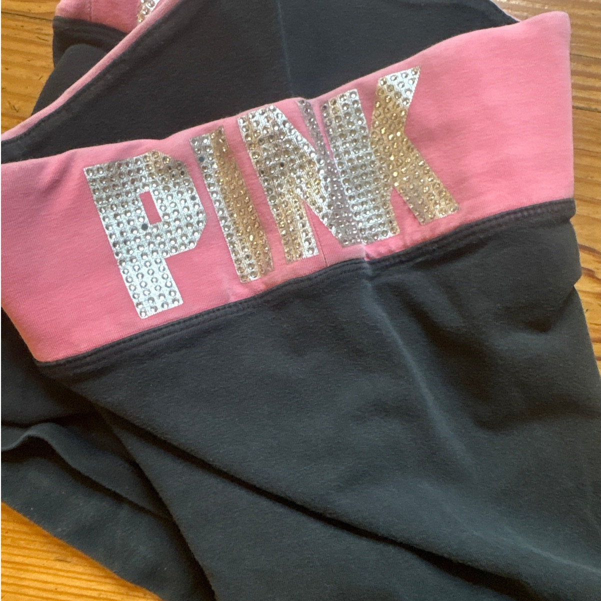 Y2K Victoria's Secret Pink yoga black pink jeweled waistband mini shorts SIZE M