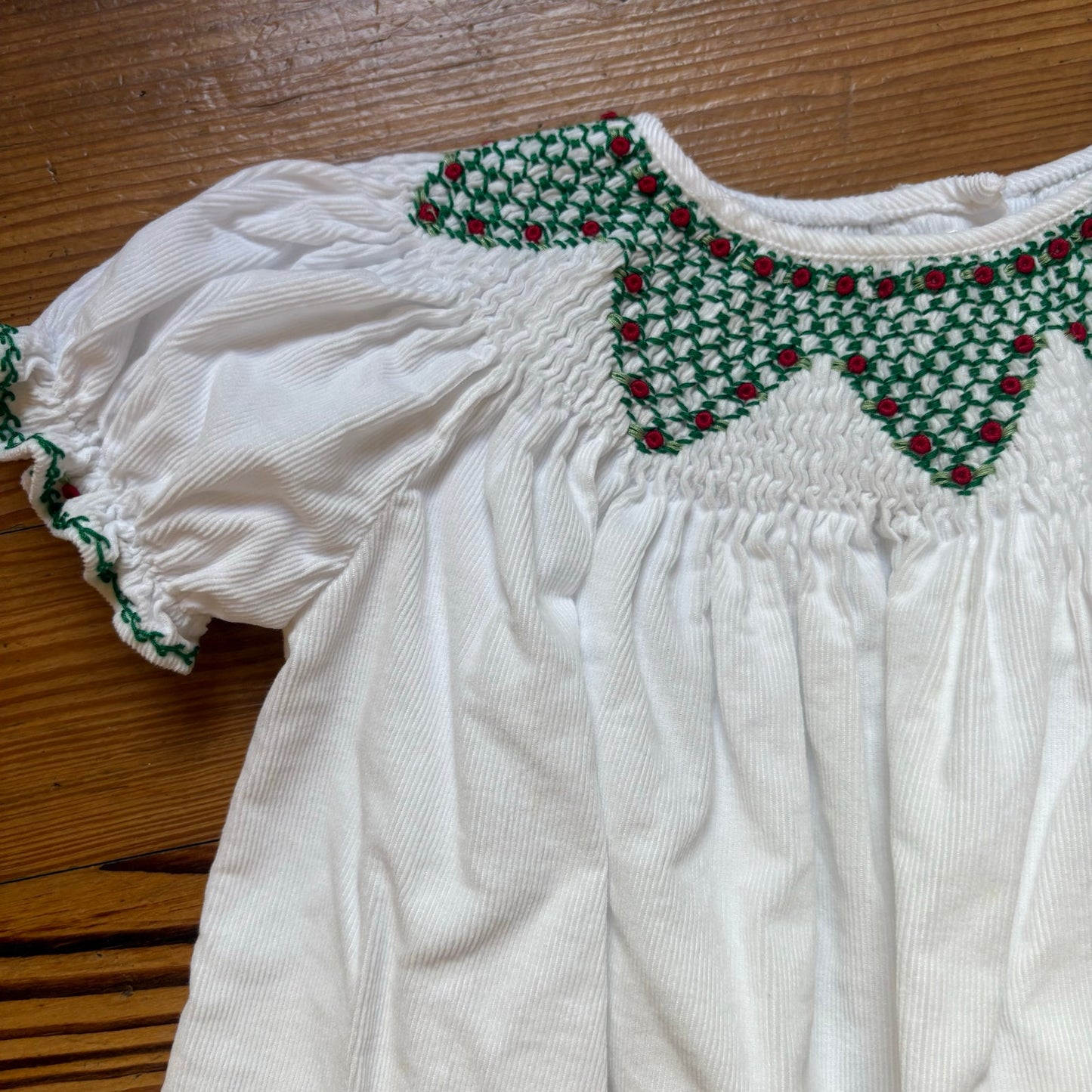 Royal Child white corduroy green smocked short sleeve dress SIZE 18M