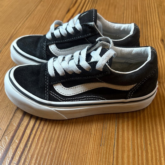 VANS Old Skool black suede low top classic youth sneakers SIZE 12