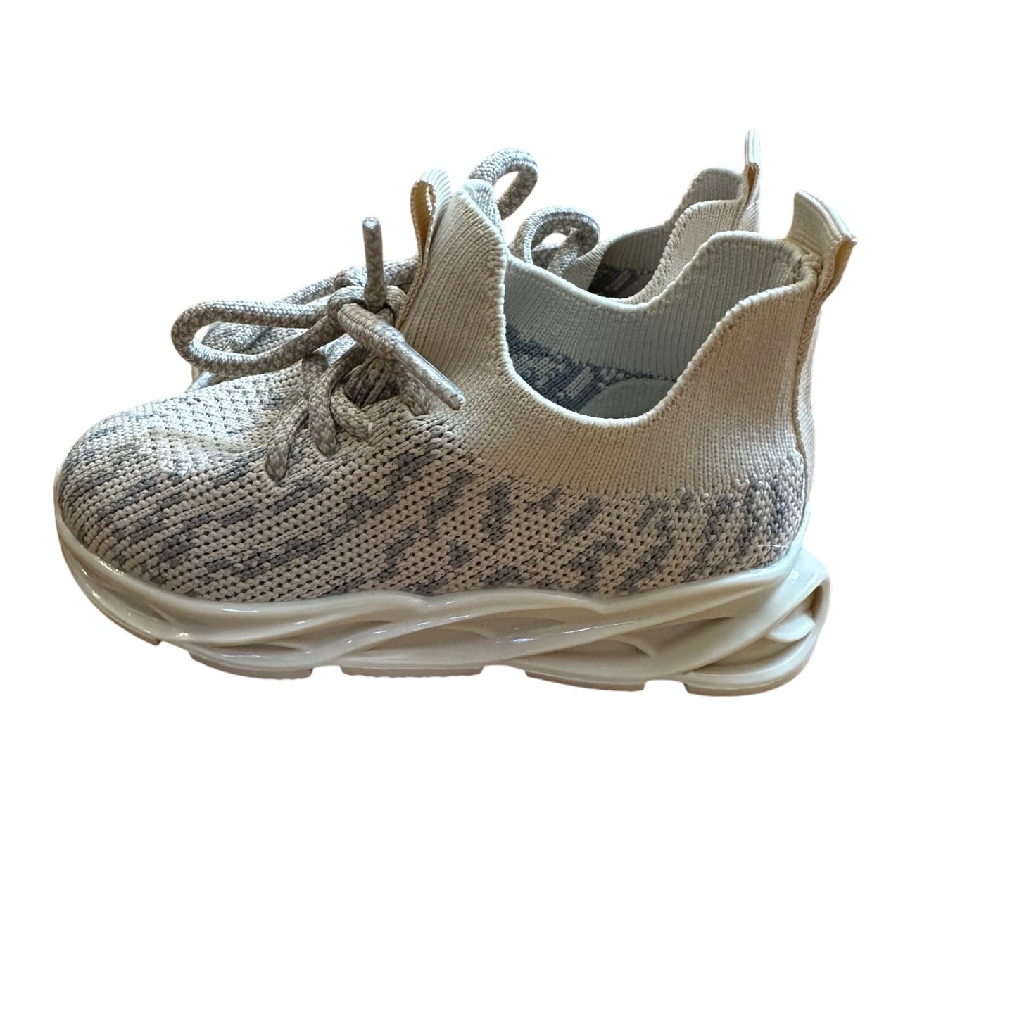 NWOT Toddler gray cream lightweight breathable lace sneakers SIZE 7