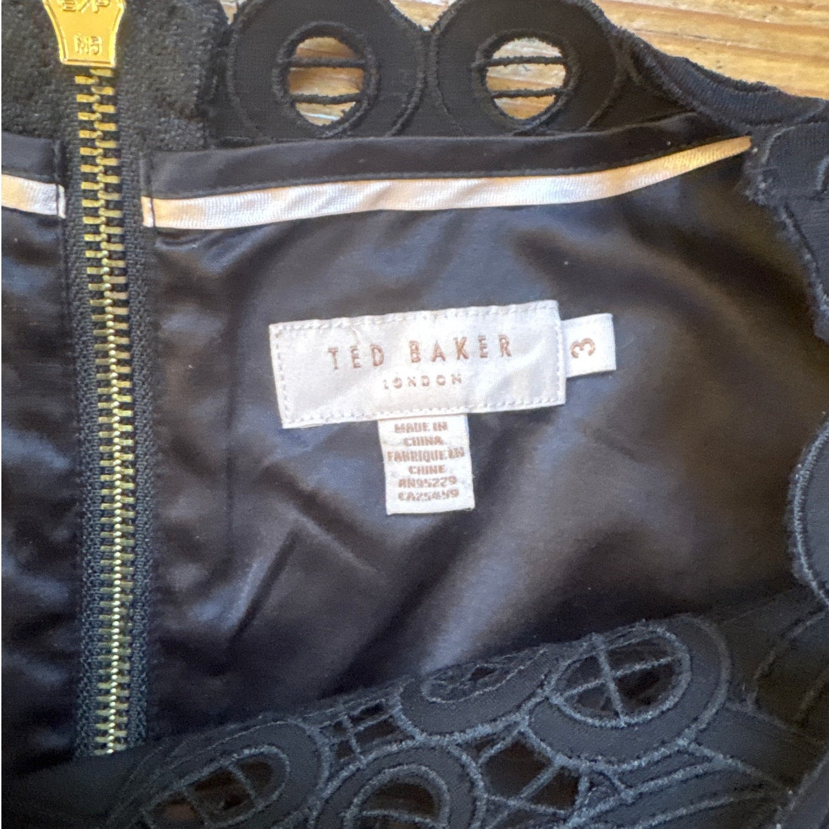 Ted Baker Verony black eyelet cutout fit flare mini dress SIZE 6