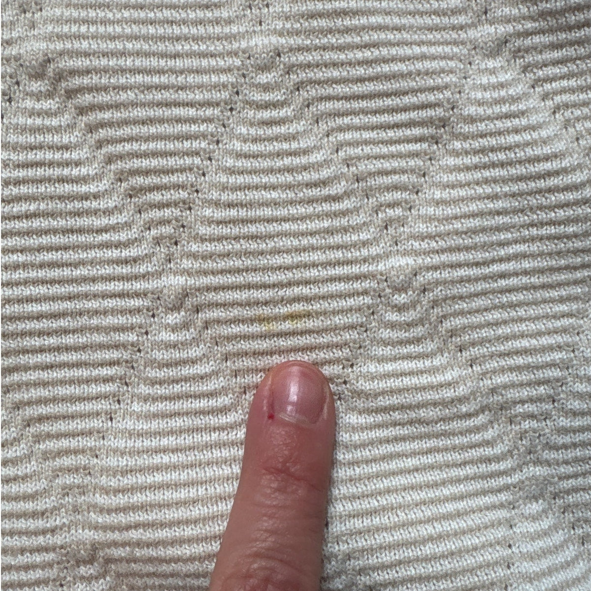 NWT IZOD light beige argyle crew sweater SIZE XL