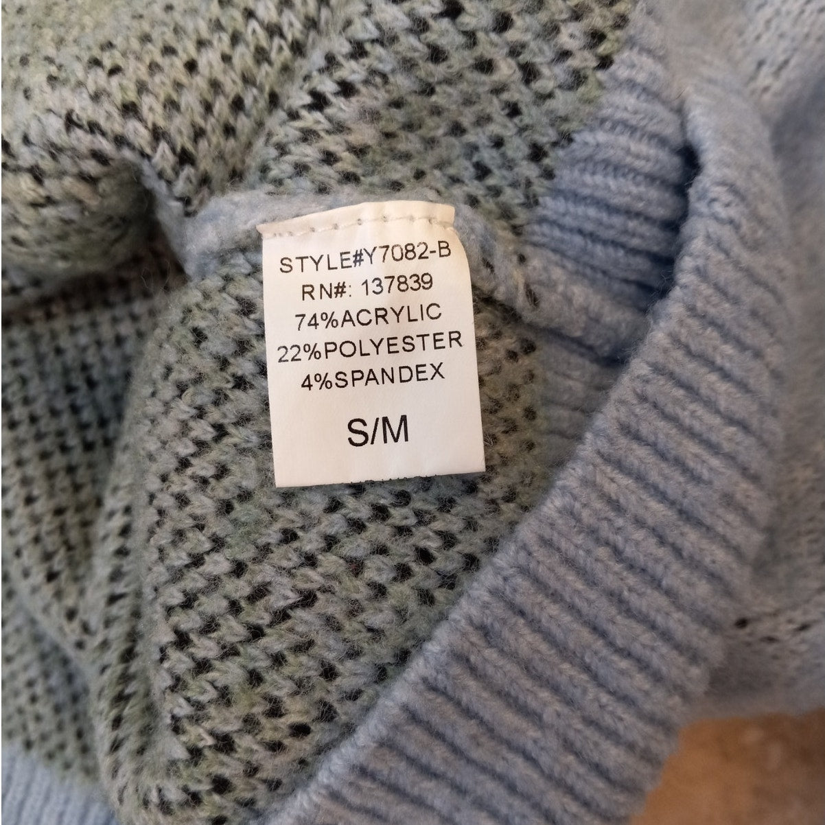 Debut sky blue buttery pattern knit crew cropped sweater SIZE S/M