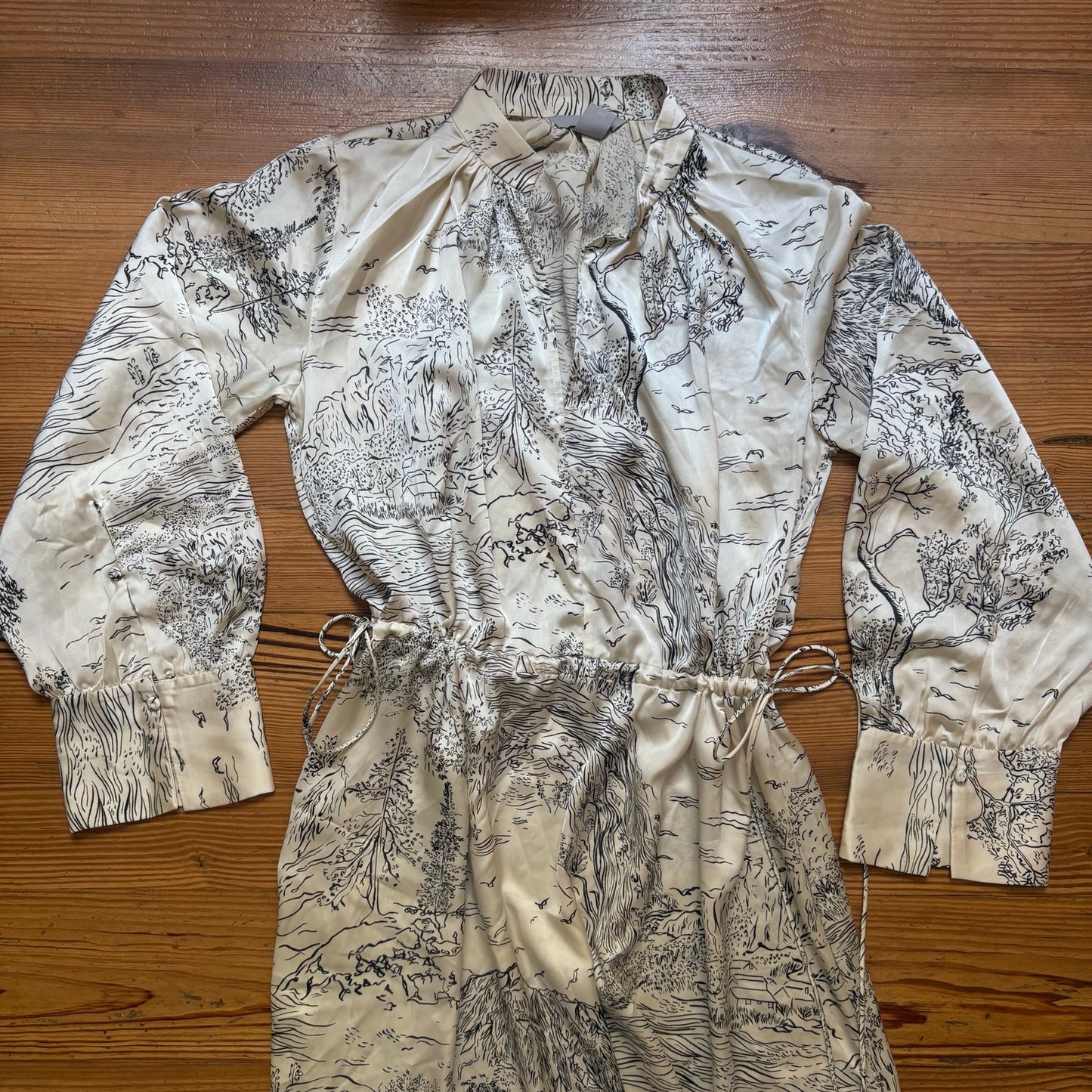 H&M cream black forest printed resort long sleeve maxi dress SIZE S