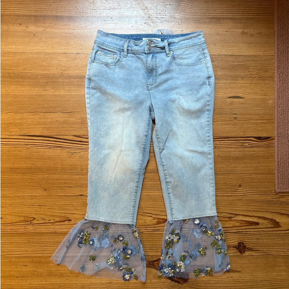 Est. 1946 light wash denim high rise cropped shher sequin flare hem SIZE 8
