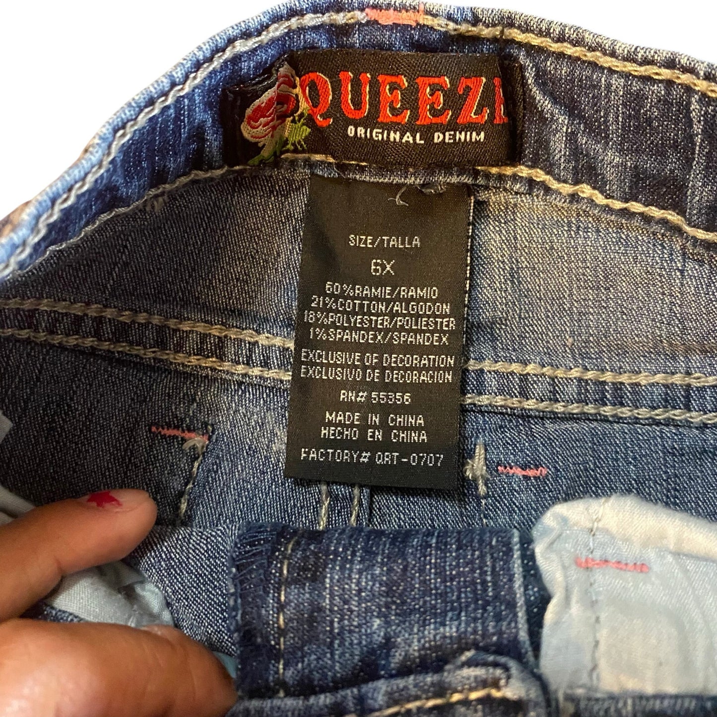 Y2K Squeeze dark wash colorful embroidered heart stars straight leg jeans SIZE 6