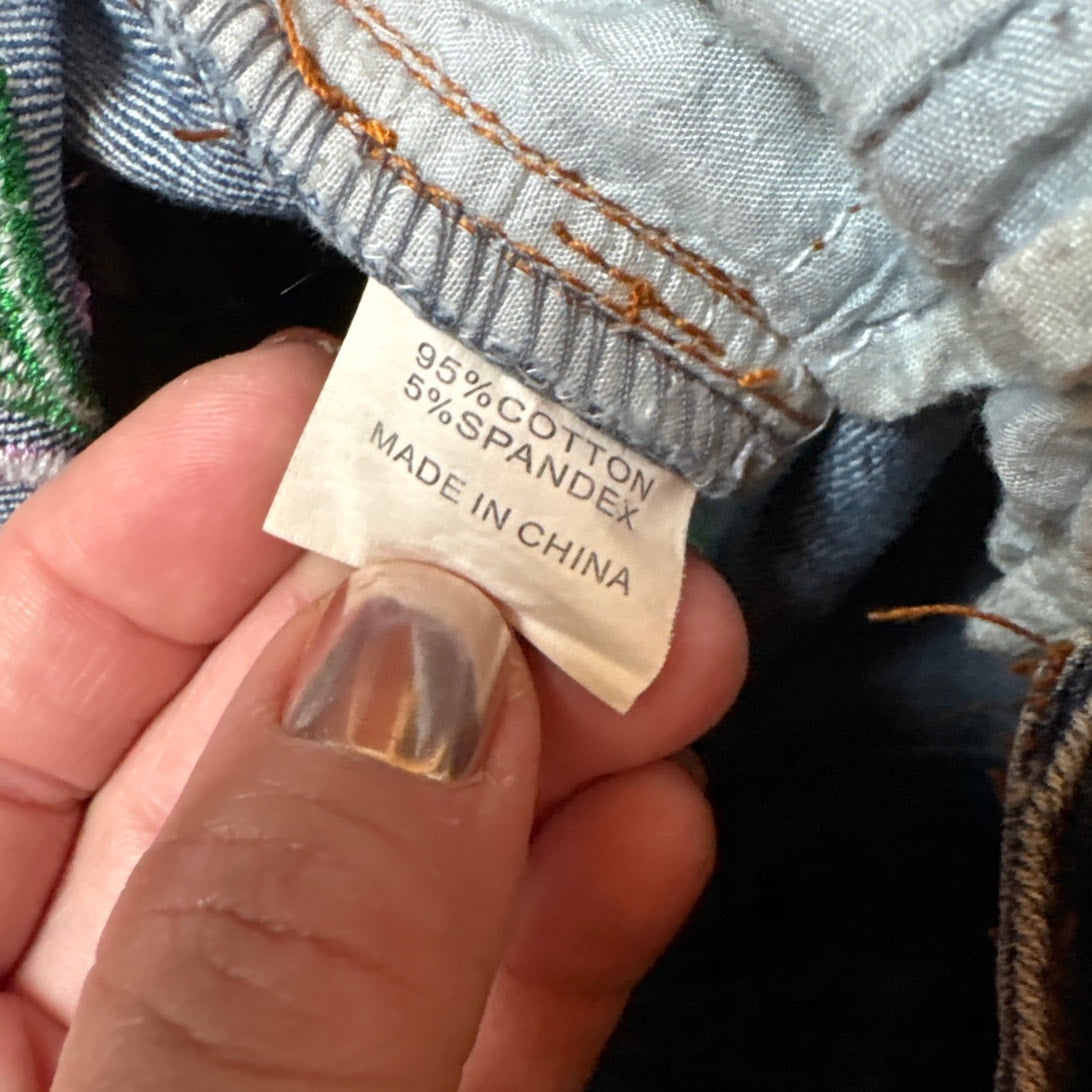 Boston Proper medium wash embroidered denim capri jeans SIZE 8