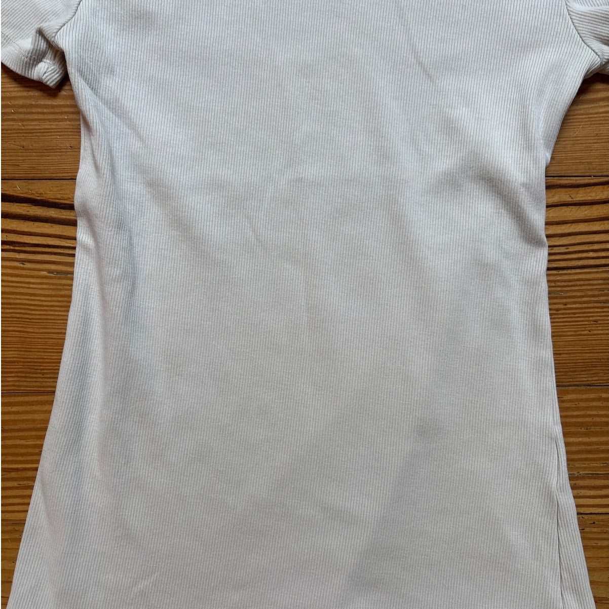 H&M cream off white ribbed short sleeve shirt SIZE S