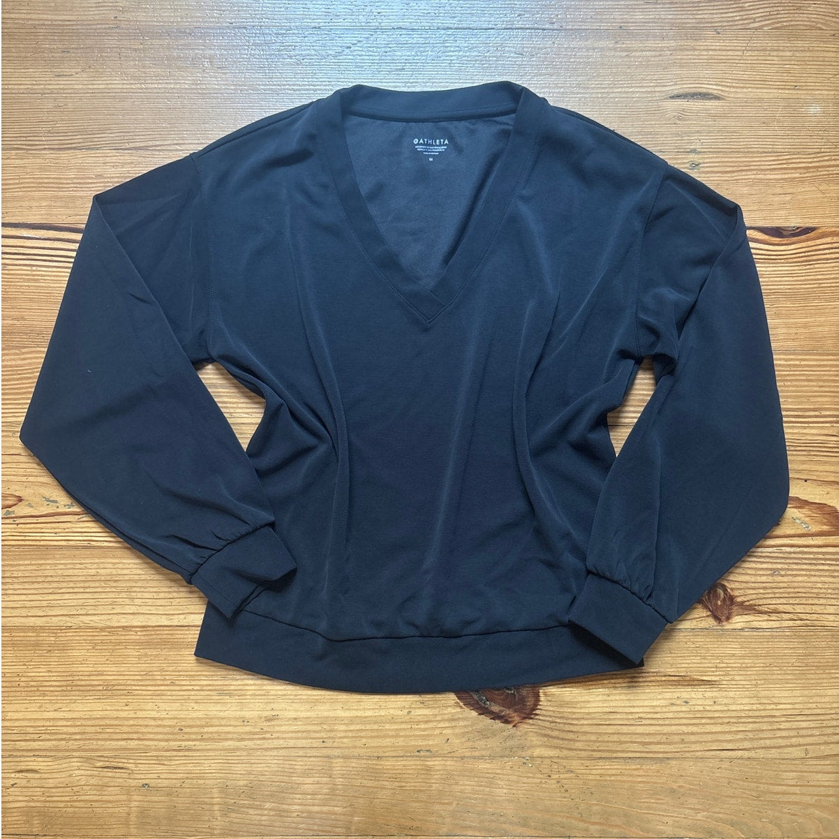 Athleta black long sleeve modal v neckline pullover sweatshirt SIZE M