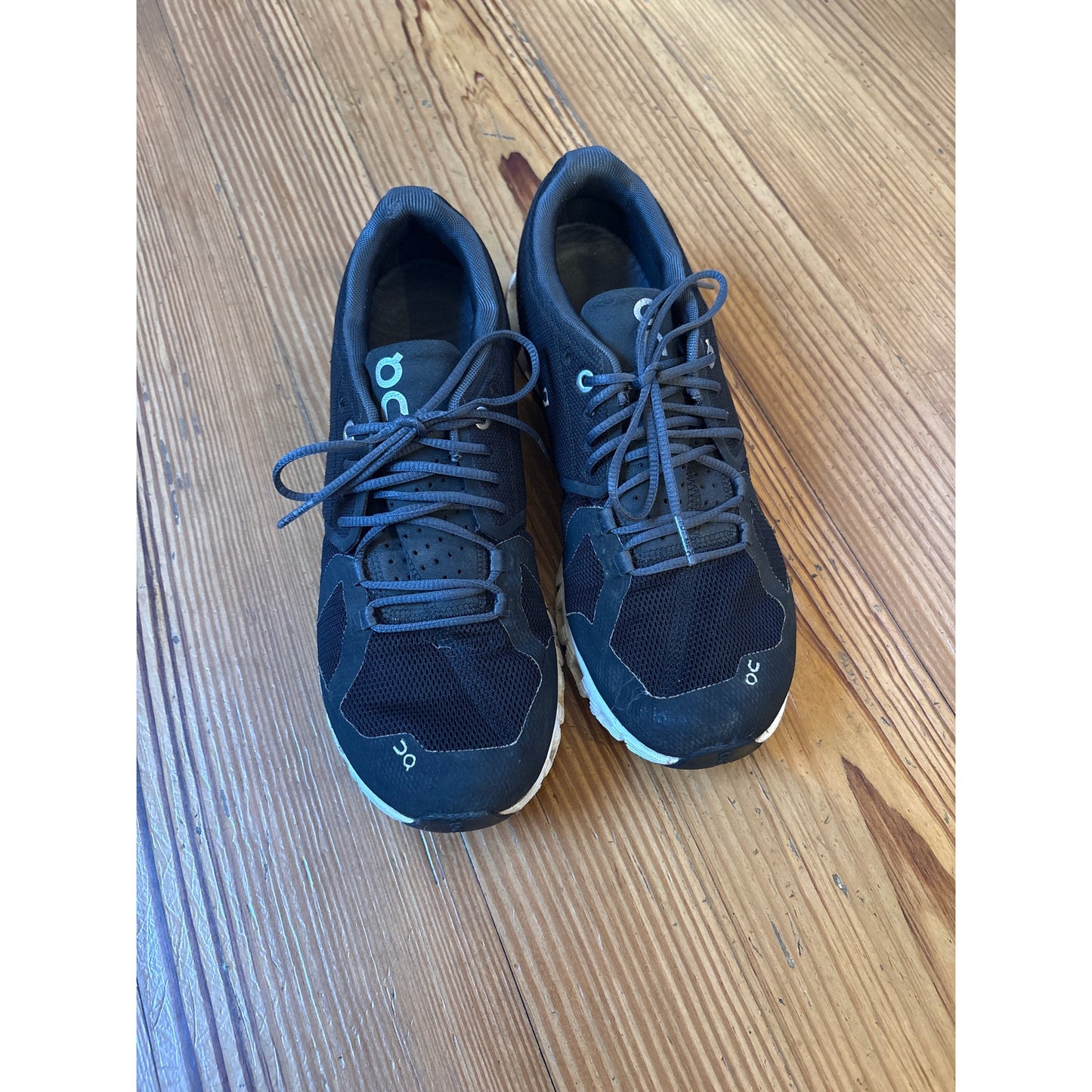 On Cloud 6 black white sole lace up women's running sneaker SIZE 9