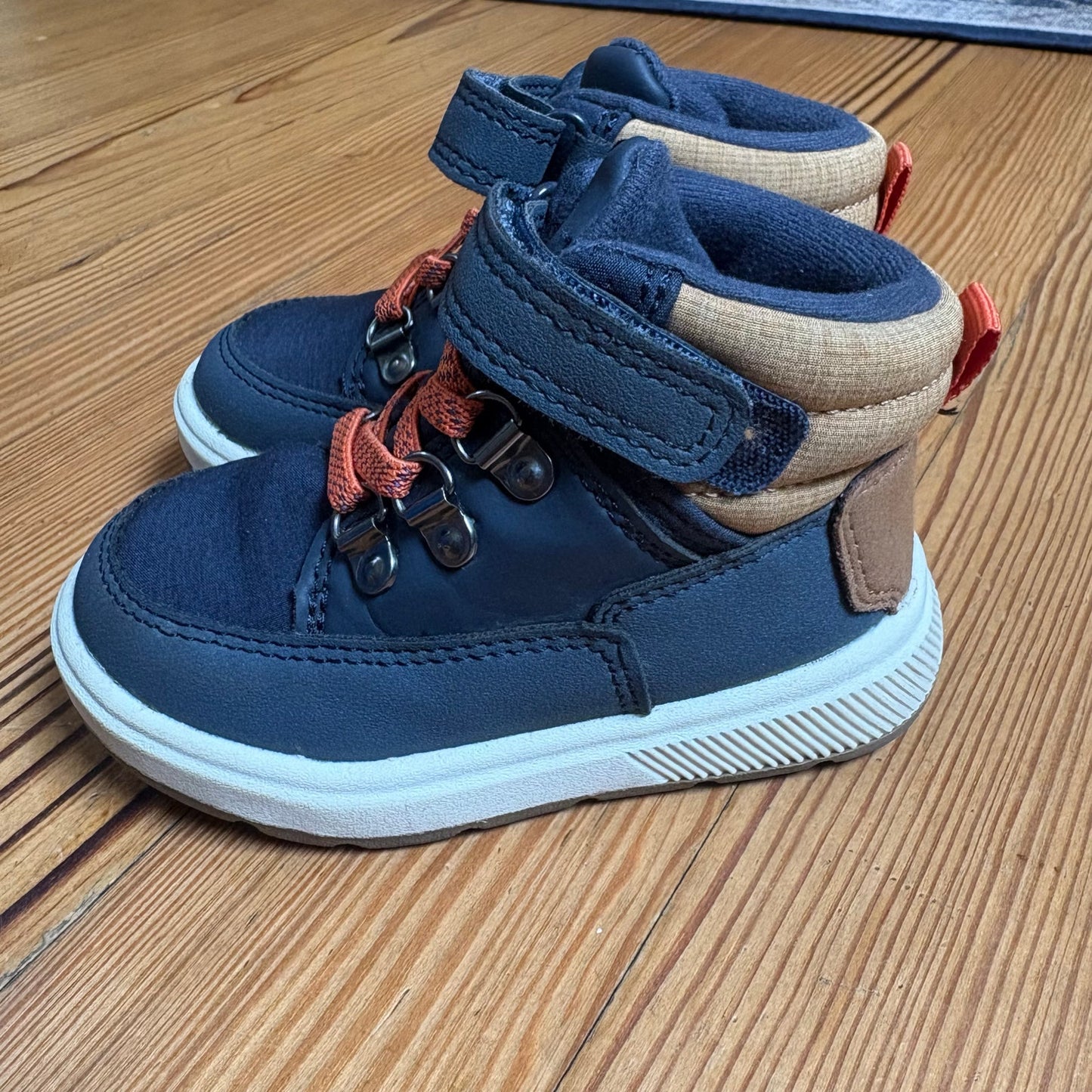 Cat & Jack navy blue slip on high top sneaker boots SIZE 5