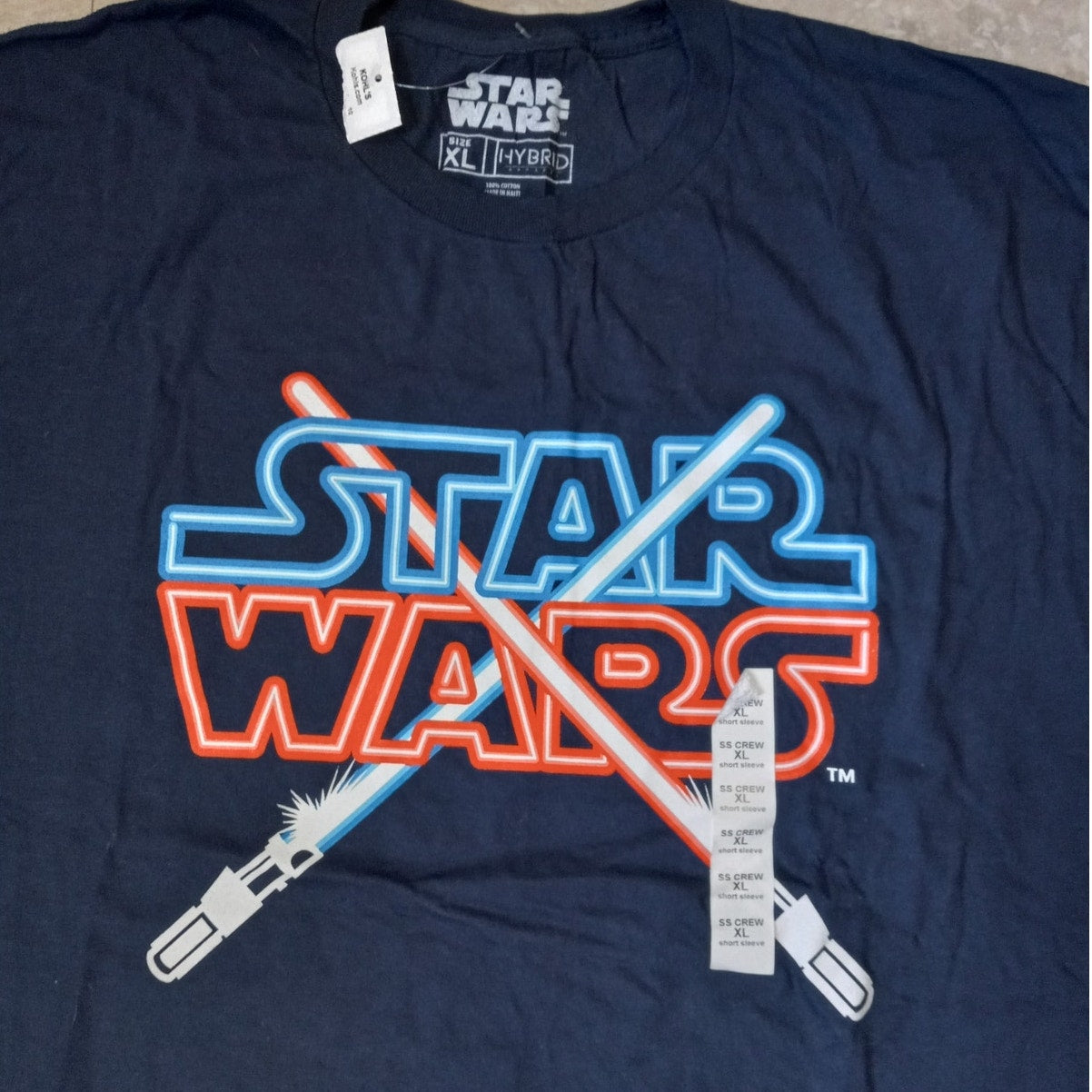 Star Wars dark blue lightsabor graphic short sleeve shirt SIZE XL