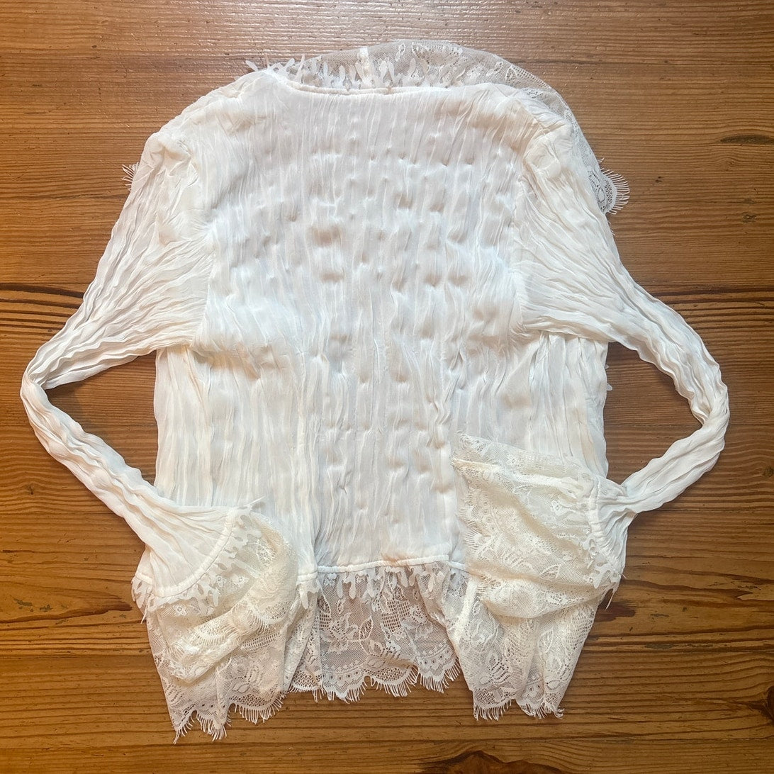 Violet & Claire ivory fairy lace sheer long sleeve button blouse SIZE M