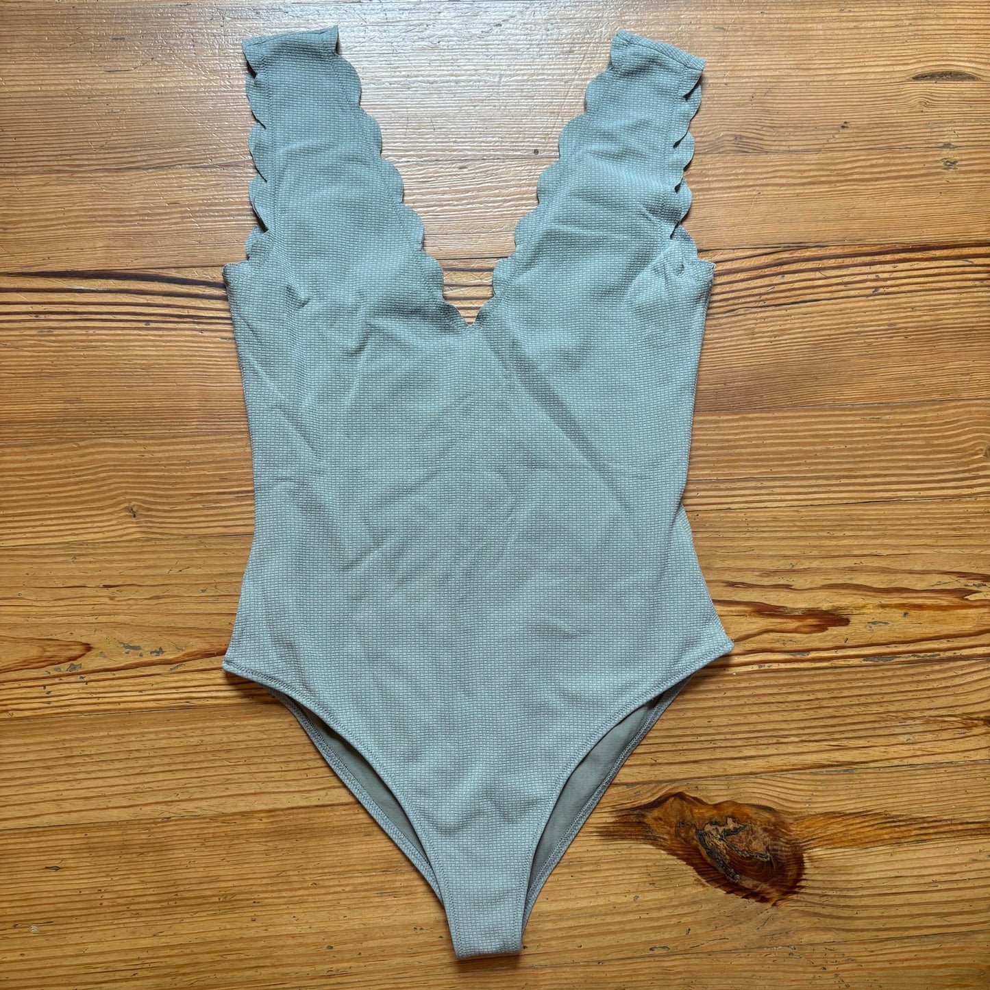 Marysia Charleston Maillot scallop plunge neckline one piece swimsuit SIZE L