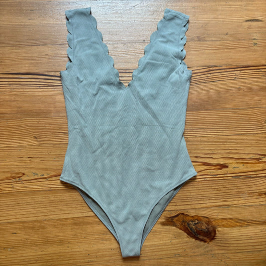Marysia Charleston Maillot scallop plunge neckline one piece swimsuit SIZE L