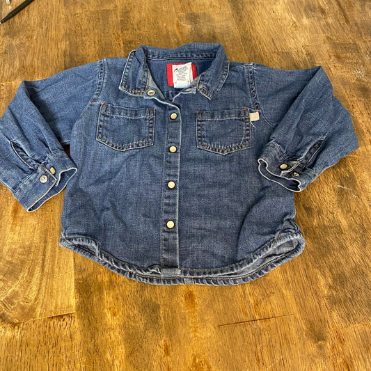 Gap dark wash denim snap collar long sleeve shirt SIZE 2