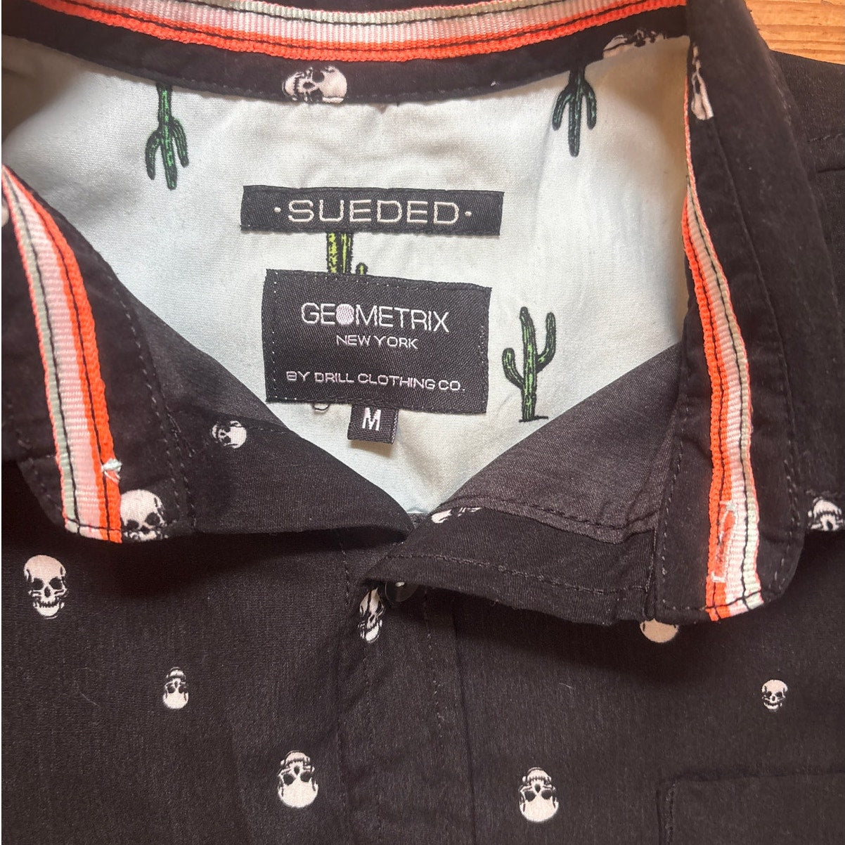 Drill Clothing Co black skull print short sleeve button up shirt SIZE M