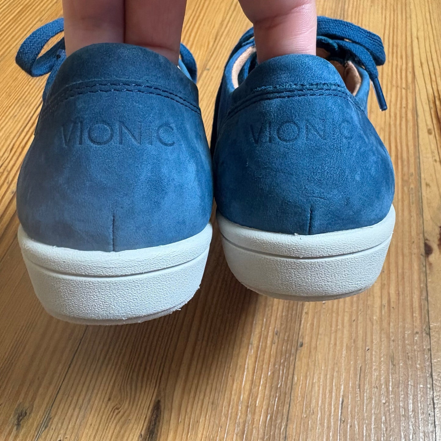 Vionic Abigail blue suede white sole orthotic zipper side sneaker SIZE 8.5