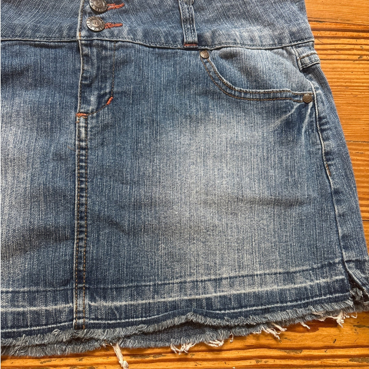 Y2K Deb Jeans medium wash raw hem button zip fly denim mini skirt SIZE 7