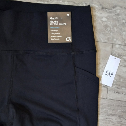 NWT Gap black high rise side pocket leggings SIZE M