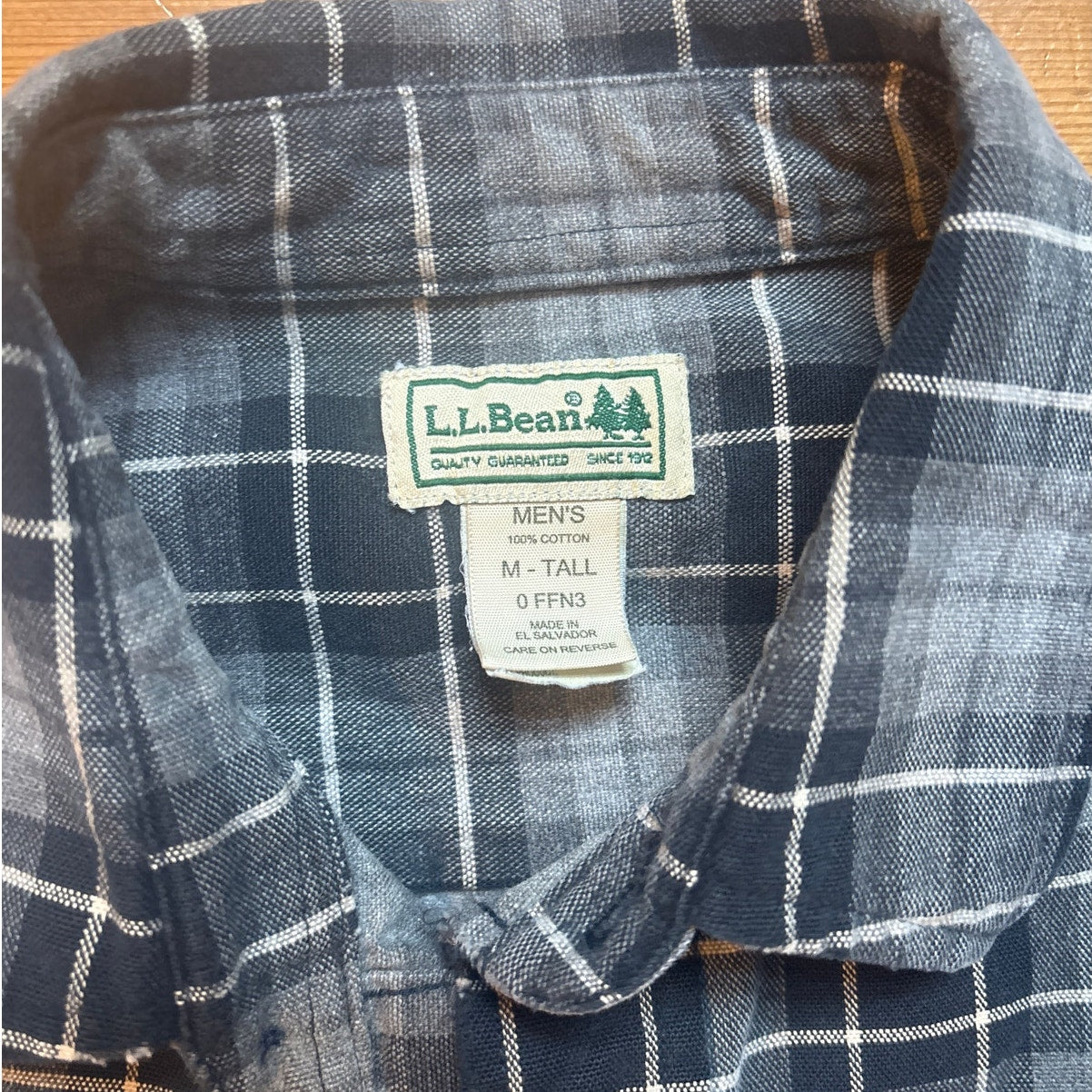 L.L. Bean VTG blue checkered long sleeve heavy cotton button up shirt SIZE M