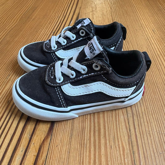VANS black white textile classic low top toddler slip on sneakers SIZE 6