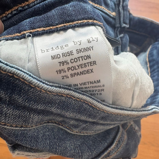 Bridge by Gly medium wash mid rise skinny jeans SIZE 28