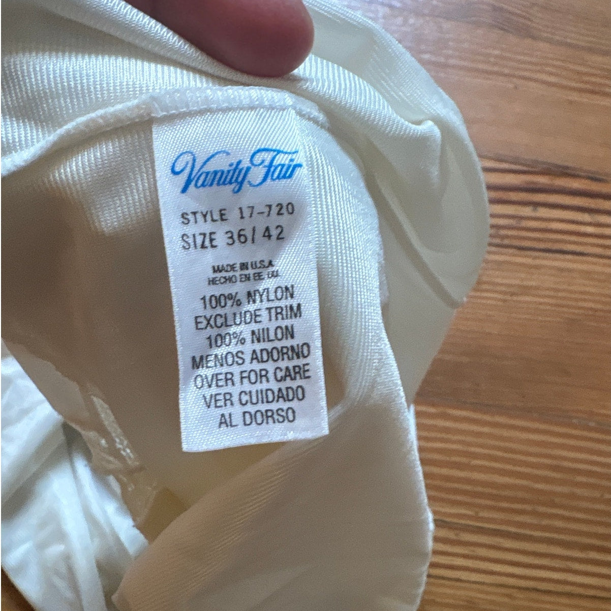 Vanity Fair vintage cream silk lace womens cami tank SIZE M