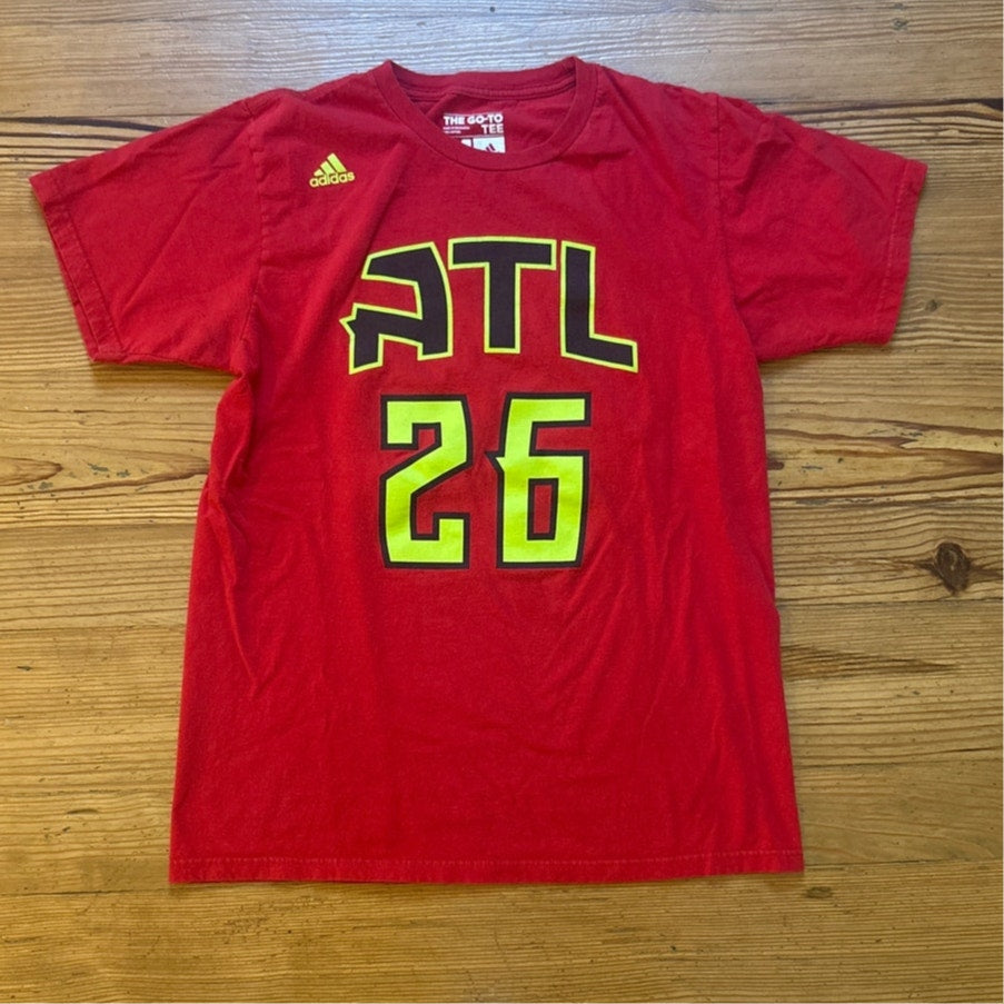 Adidas Atlanta Hawks Kyle Korver 26 short sleeve shirt SIZE M