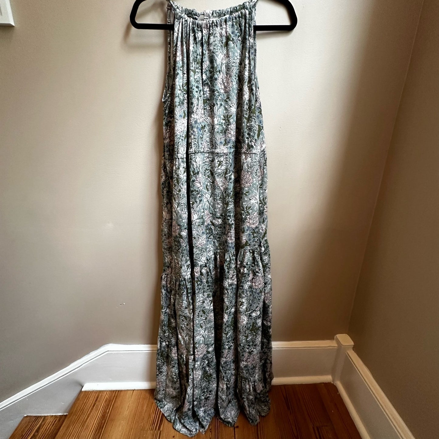 Joie green floral sleeveless halter keyhole maxi dress SIZE M