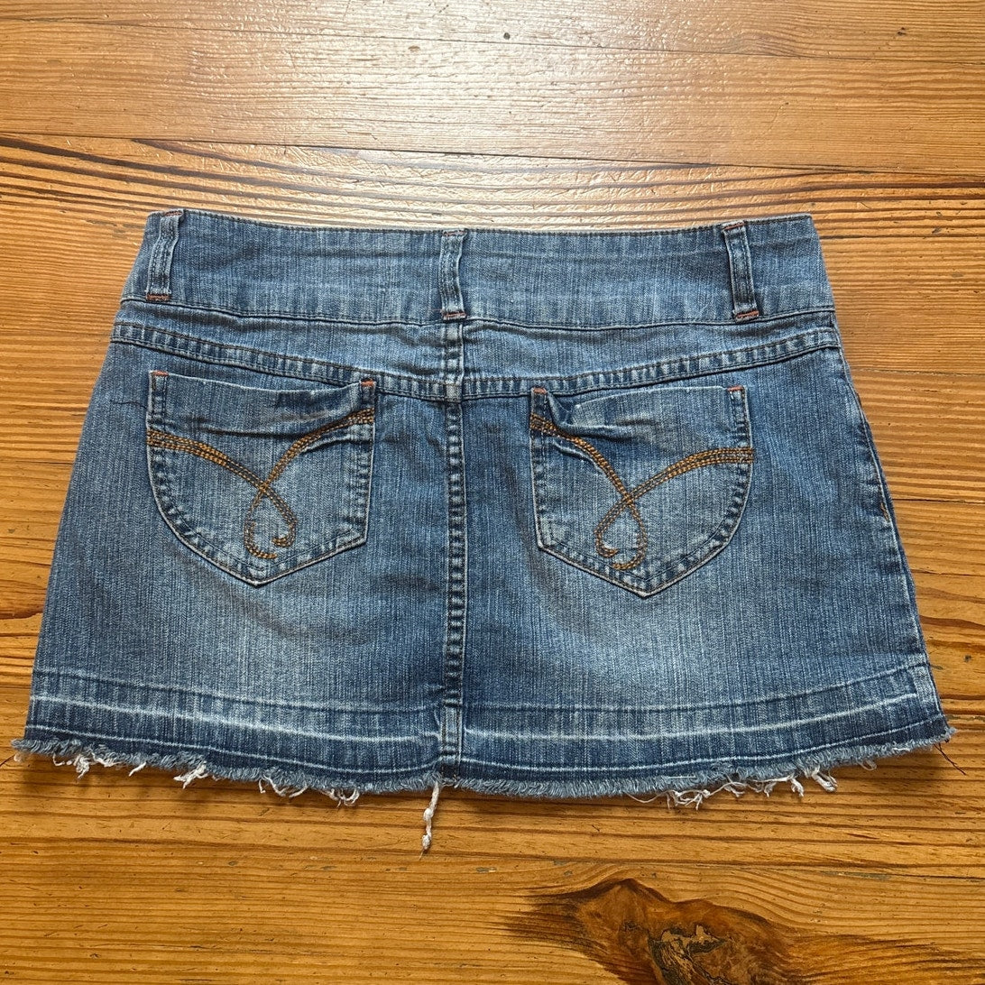 Y2K Deb Jeans medium wash raw hem button zip fly denim mini skirt SIZE 7