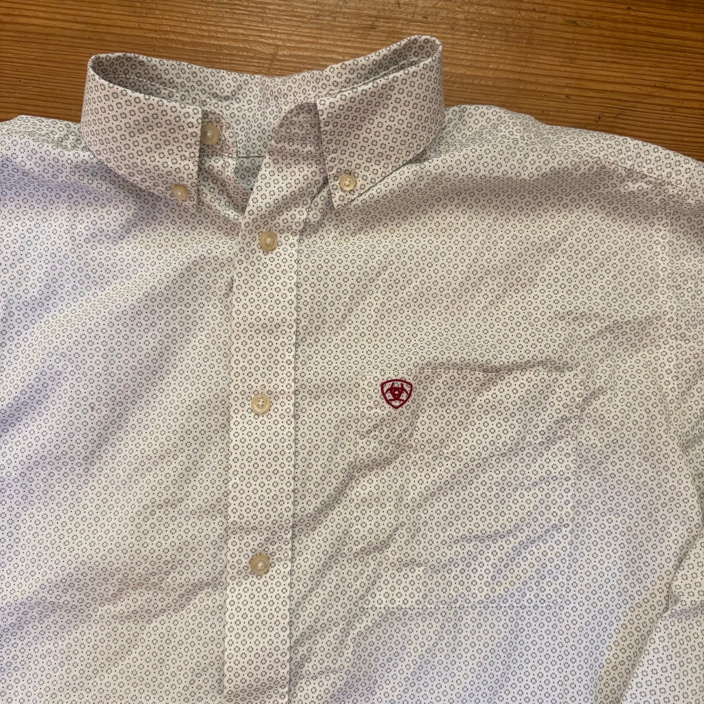 Ariat white gray geometric pattern long sleeve button up dress shirt SIZE L