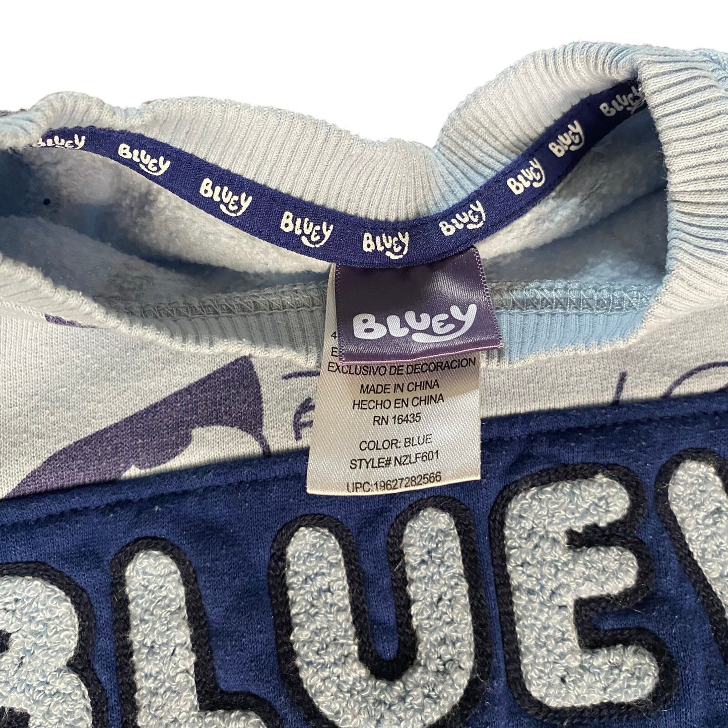 Bluey light blue graphic textured lettering crew sweatshirt SIZE 2T