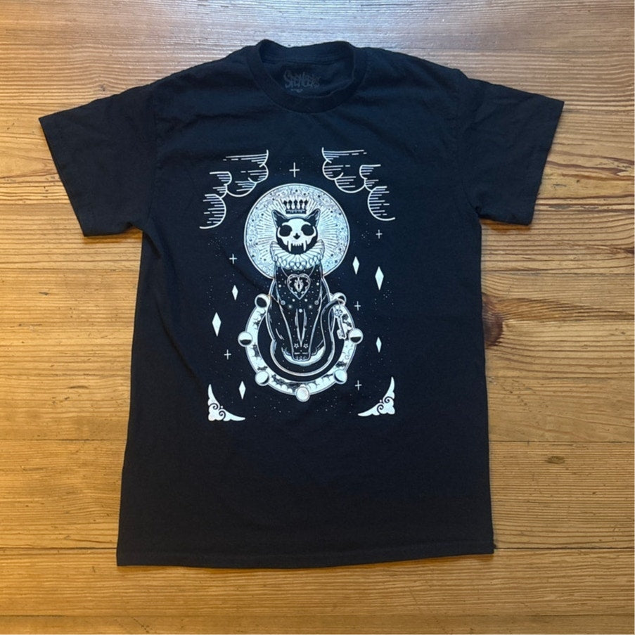 Spencers black gothic skeleton crown cat short sleeve shirt SIZE S