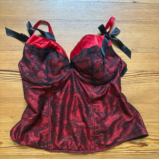 NWT Cacique red black lace bow accent corset bustier top SIZE 26