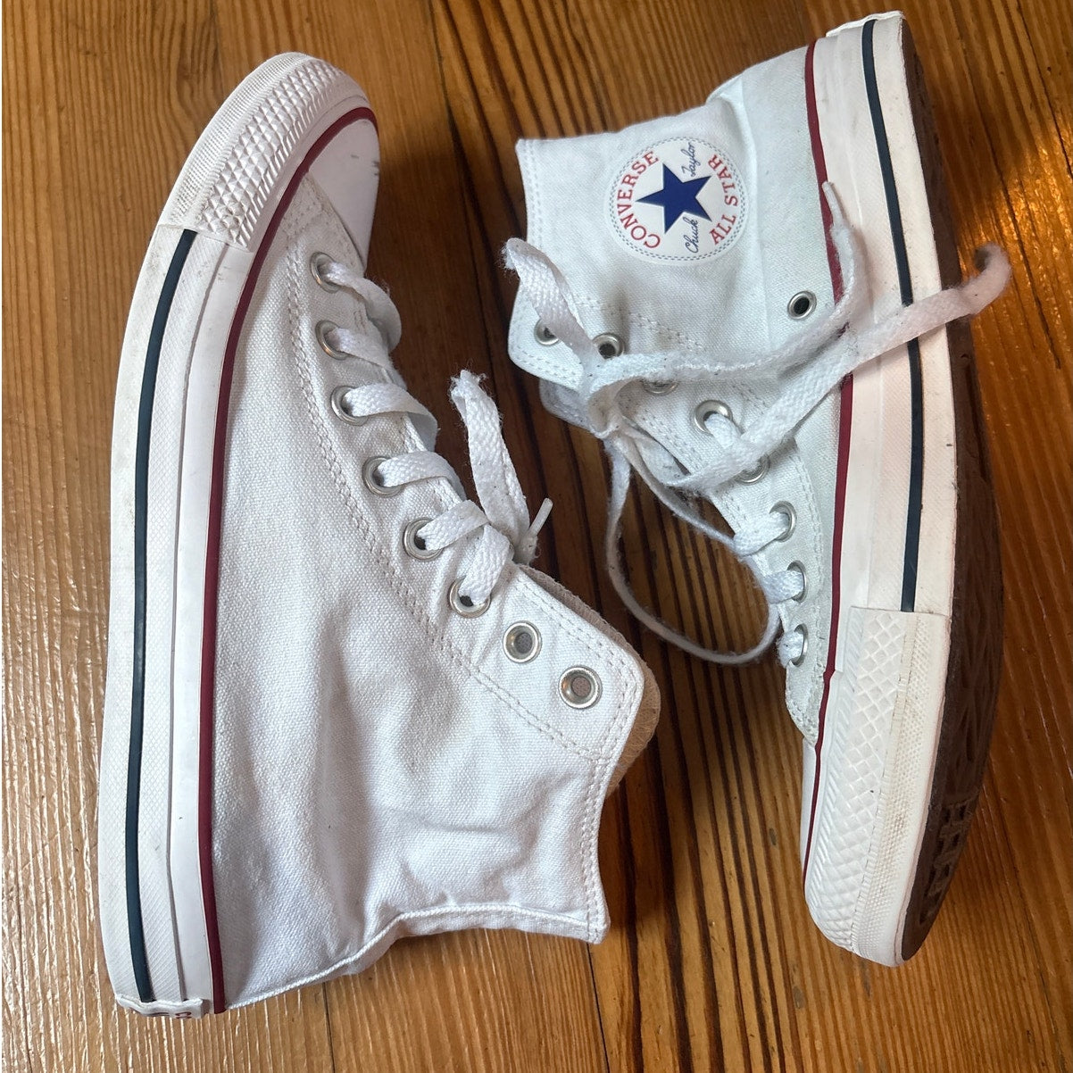 Converse All Star Chuck Taylor white high top unisex sneakers SIZE M7, W9