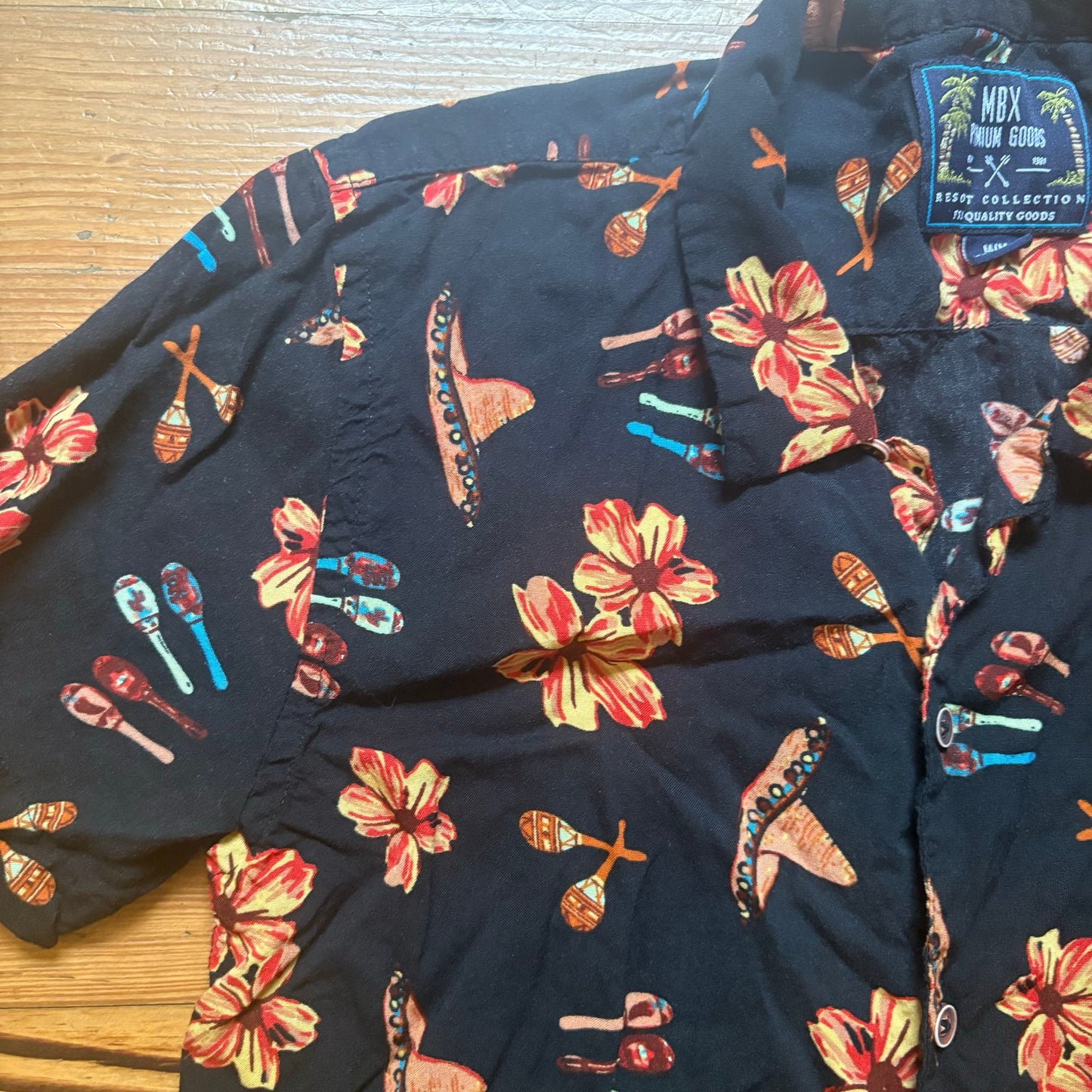 MBX black Mexican graphic short sleeve button up mens shirt SIZE M