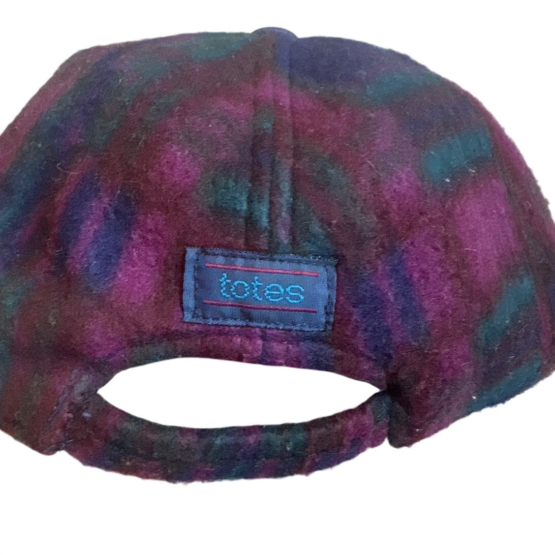 Totes blue red green plaid pattern fleece fabric hat