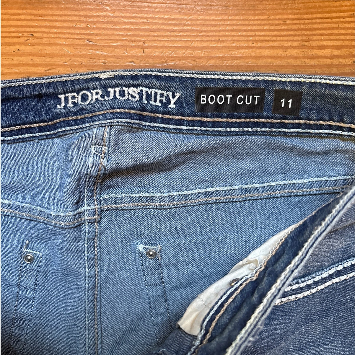 J for Justify medium wash denim jeweled cross pocket boot cut jeans SIZE 11
