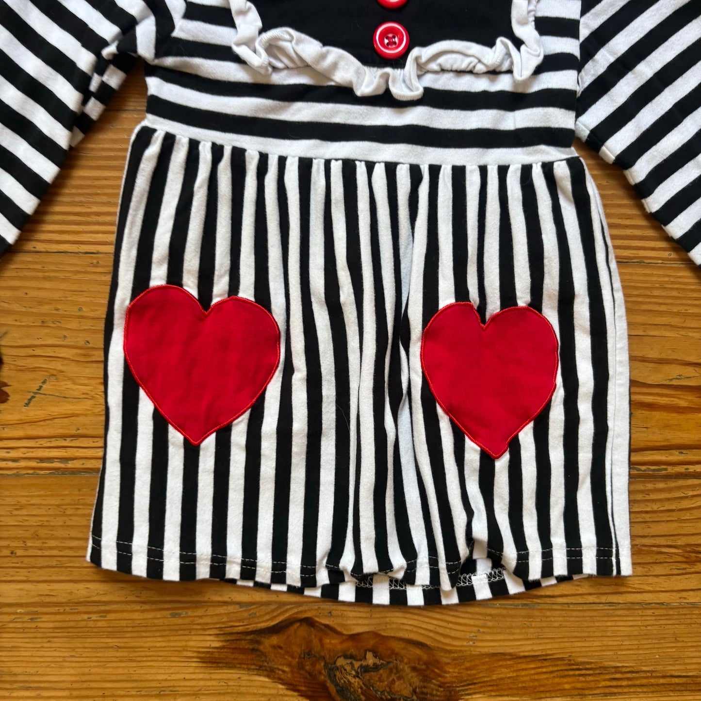 Black white striped red heart long sleeve ruffle toddler short SIZE 3T